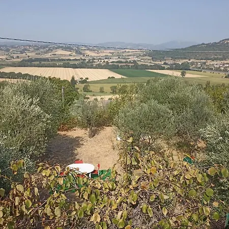Casa de Férias Panoramico Tra E Perugia Ideale Per Un Single O Per Coppia